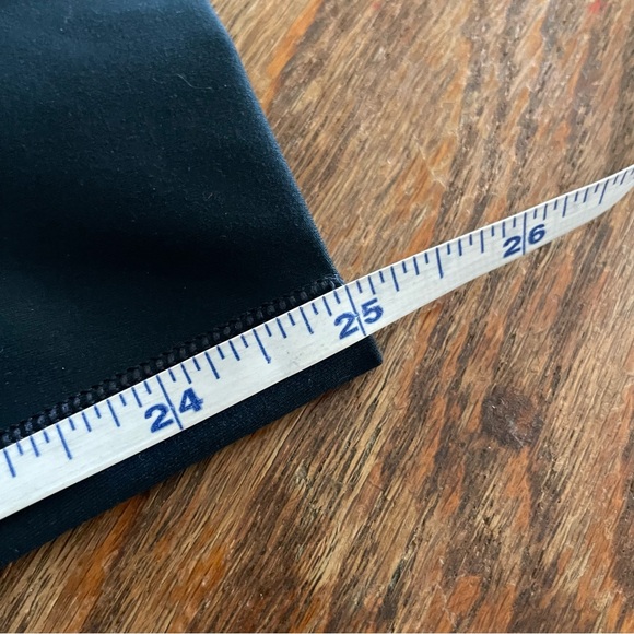 Vuori navy blue High-Waisted Leggings size small - Picture 5 of 5